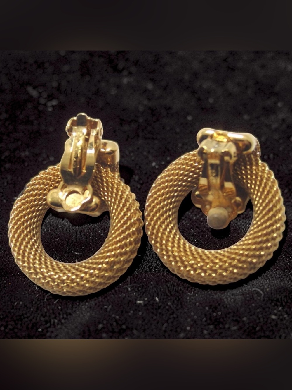 GIVENCHY Vintage Clip-On Earrings ✨🤩 - Picture 2 of 10
